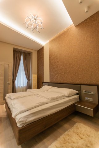 Kiadó téglalakás, albérlet, V. kerületben, Régi posta utcában
