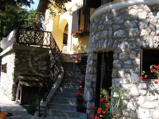 Eladó családi ház, Miskolcon 114.99 M Ft, 5+1 szobás