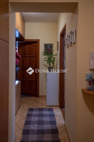 Eladó téglalakás, Dunakeszin 89.9 M Ft, 3 szobás