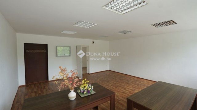 Kiadó iroda, Zalaegerszegen 850 E Ft / hó / költözzbe.hu