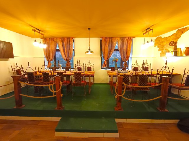 Eladó üzlethelyiség, Miskolcon 89.9 M Ft, 7+1 szobás