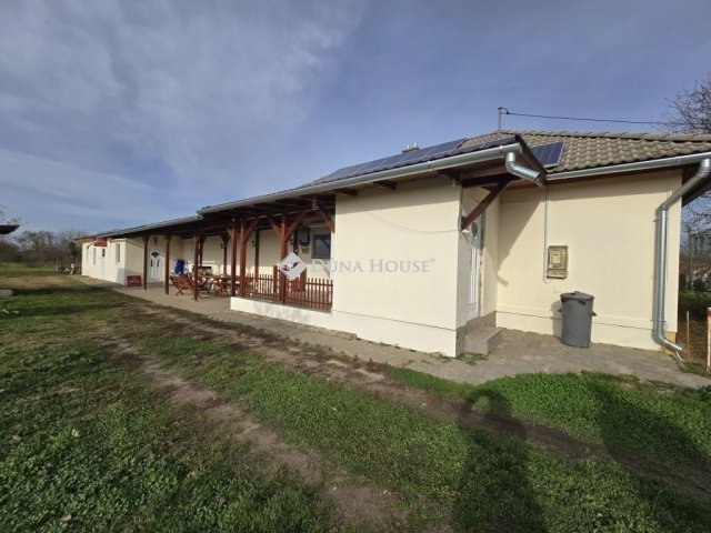 Eladó családi ház, Görcsönyben 79.9 M Ft, 3+2 szobás