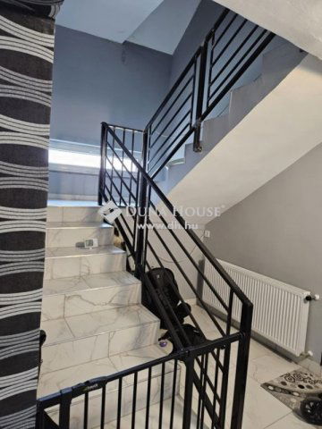 Eladó családi ház, Siklóson 50 M Ft, 5 szobás