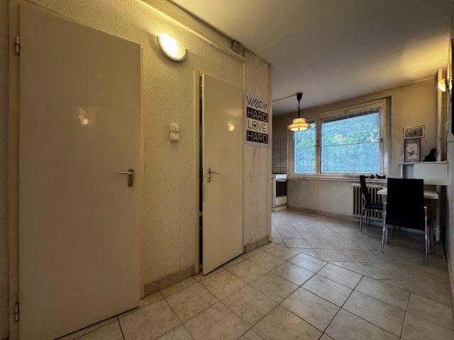Eladó panellakás, Miskolcon, Középszer utcában 25.7 M Ft