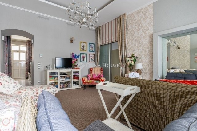 Eladó téglalakás, Budapesten, I. kerületben 114.9 M Ft, 2 szobás