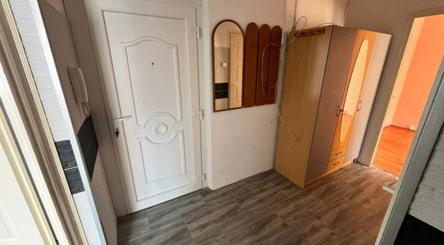 Eladó panellakás, Békéscsabán 34.9 M Ft, 2 szobás