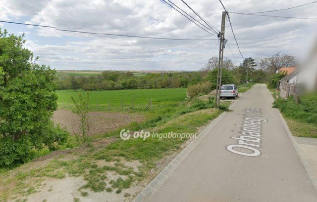 Eladó telek, Martonvásáron 13.5 M Ft / költözzbe.hu