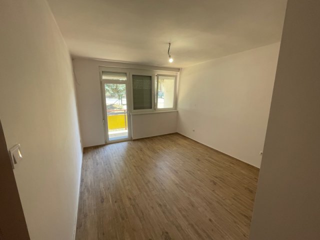 Eladó nyaraló, Balatonfüreden 35.9 M Ft, 1 szobás