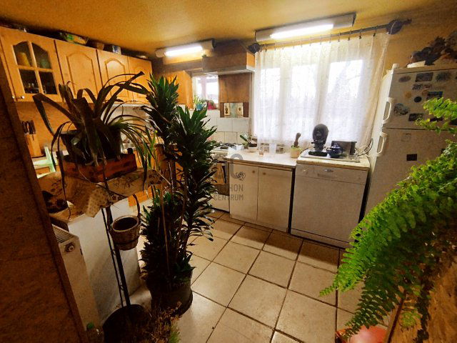 Eladó családi ház, Nagykőrösön 24.5 M Ft, 3 szobás