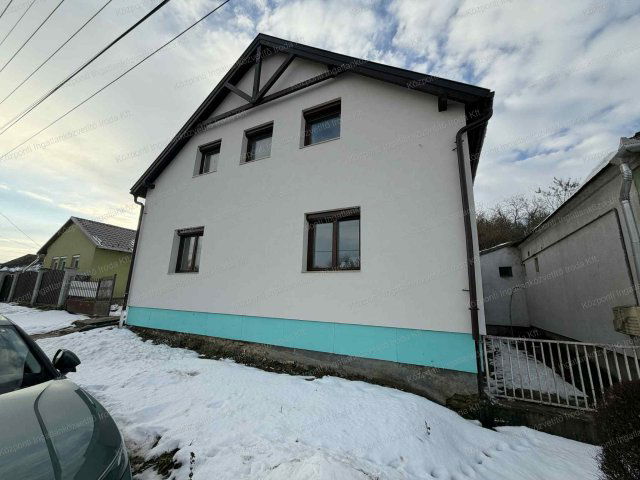 Eladó családi ház, Környén 119.99 M Ft, 5 szobás