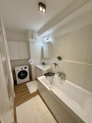 Eladó téglalakás, Budapesten, XIII. kerületben 146.6 M Ft