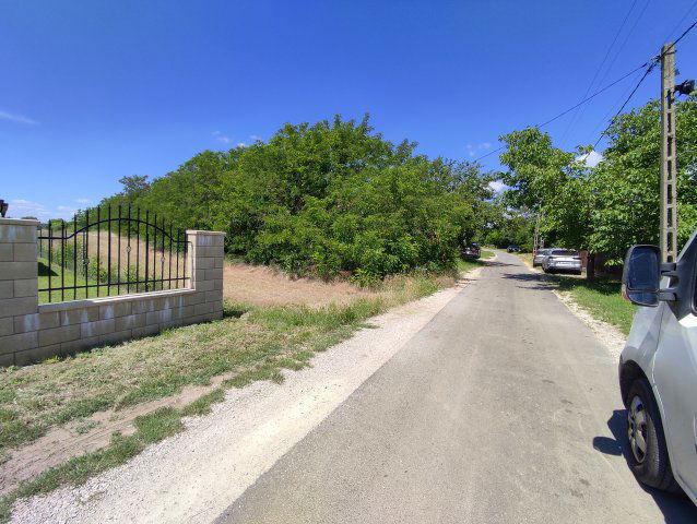 Eladó telek, Sukorón, Völgy utcában 12 M Ft