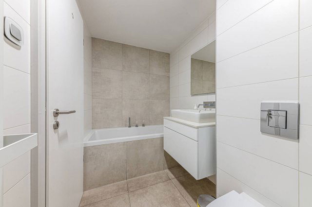 Kiadó téglalakás, albérlet, Budapesten, VI. kerületben