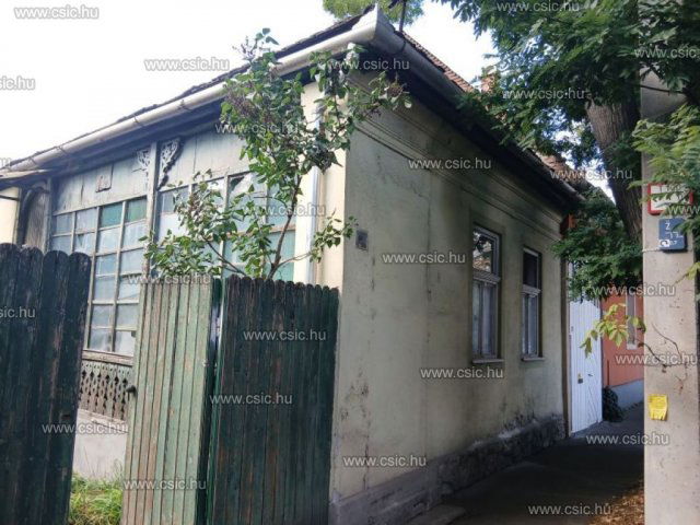 Eladó családi ház, Budapesten, III. kerületben 59.9 M Ft
