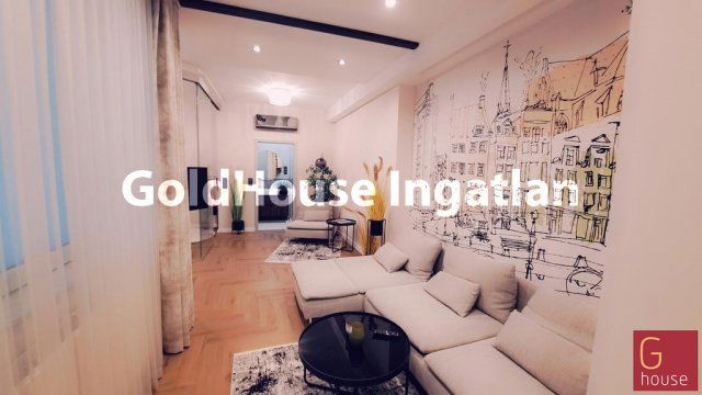 Eladó téglalakás, Budapesten, V. kerületben, Párizsi utcában