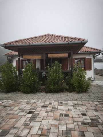 Eladó családi ház, Balatonlelleén 83 M Ft, 2+1 szobás