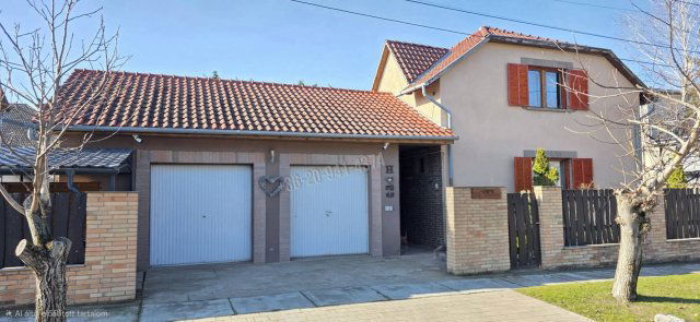 Eladó családi ház, Dunaharasztin 129 M Ft, 4 szobás