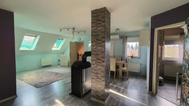 Eladó téglalakás, Keszthelyen 49.999 M Ft, 4 szobás