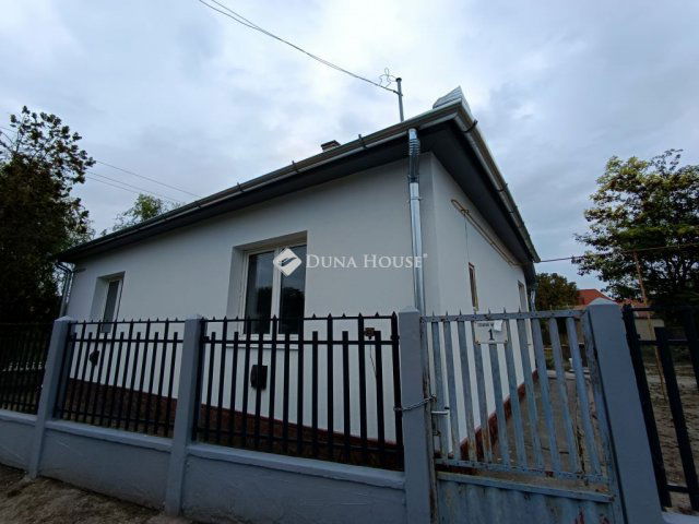 Eladó családi ház, Tápiógyörgyén 28.9 M Ft, 2 szobás