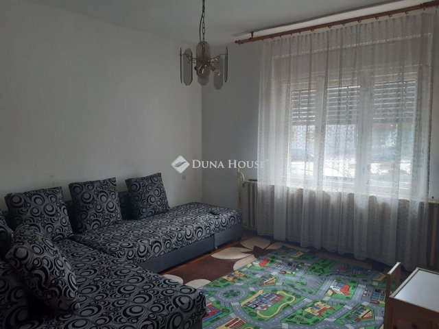 Eladó családi ház, Tardoson 35 M Ft, 4 szobás