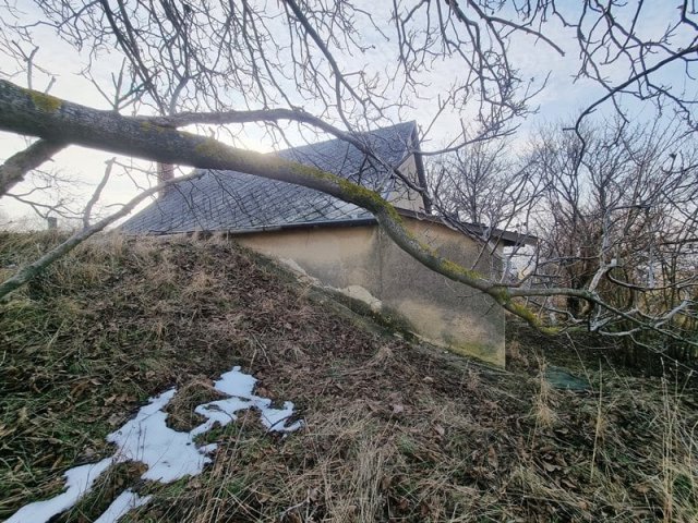 Eladó családi ház, Hosszúhetényen 12 M Ft, 1+1 szobás