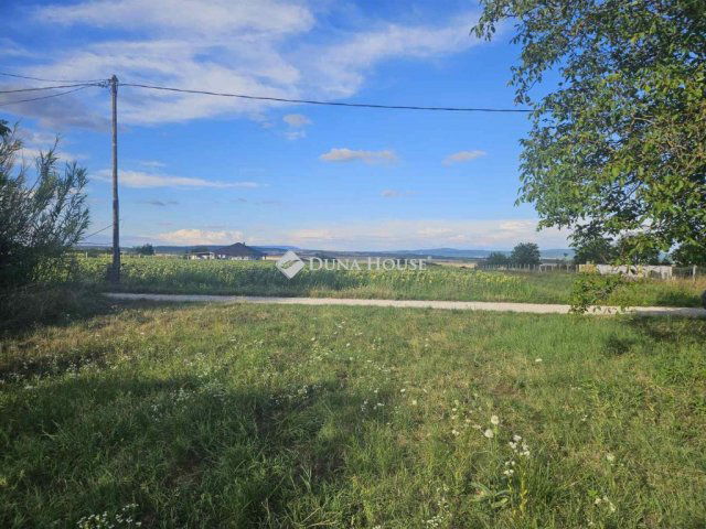 Eladó telek, Bicskén 7.3 M Ft / költözzbe.hu