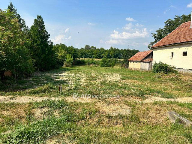 Eladó telek, Tiszakeszin 2.75 M Ft / költözzbe.hu