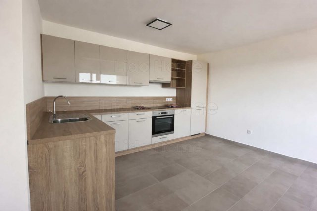 Eladó téglalakás, Győrött 59.9 M Ft, 2 szobás