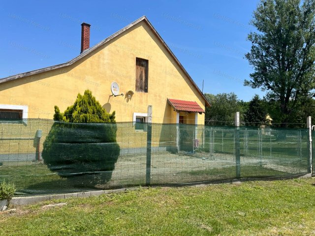 Eladó mezogazdasagi ingatlan, Mikén 120 M Ft