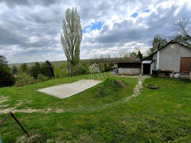 Eladó telek, Rácalmáson, Szigetfő utcában 24.9 M Ft