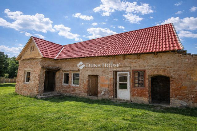 Eladó családi ház, Letenyén 9.5 M Ft, 2 szobás