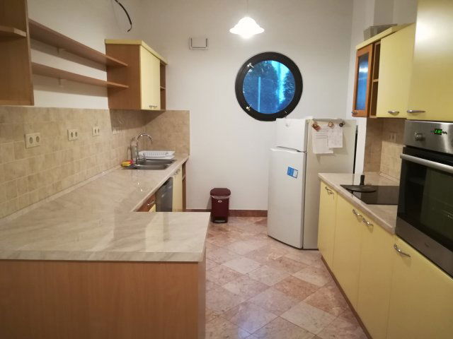 Kiadó téglalakás, albérlet, XII. kerületben, Dániel úton