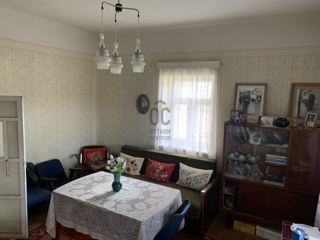 Eladó családi ház, Kisfüzesen 18 M Ft, 4 szobás