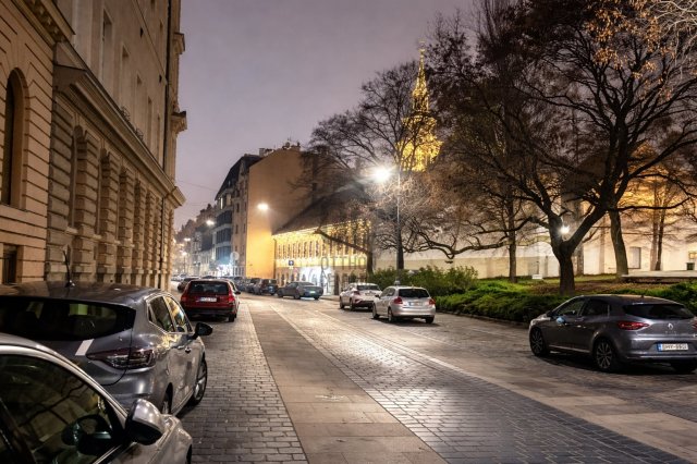 Eladó téglalakás, Budapesten, I. kerületben, Döbrentei utcában