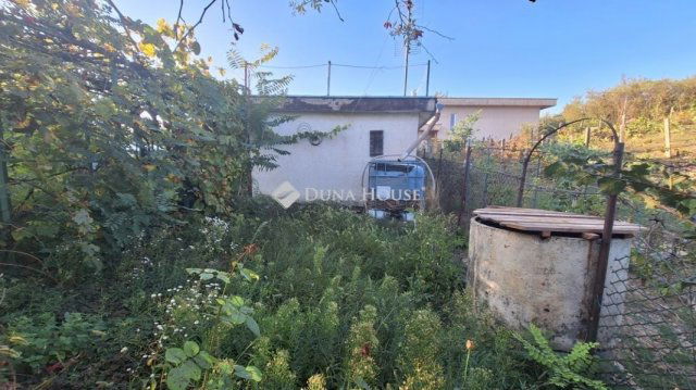 Eladó nyaraló, Kulcson 9.5 M Ft, 2 szobás / költözzbe.hu