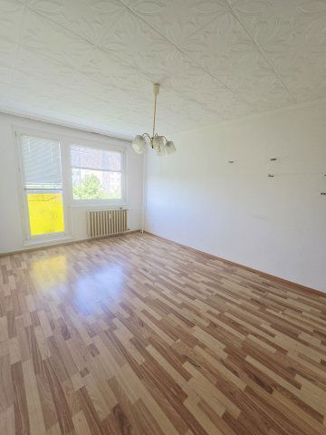 Eladó panellakás, Mosonmagyaróváron 35.9 M Ft, 3 szobás