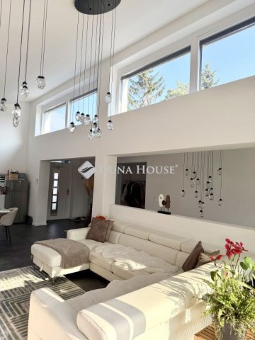 Eladó családi ház, Diósdon 265 M Ft, 5 szobás