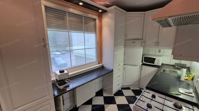 Kiadó panellakás, albérlet, Sopronban 250 E Ft / hó, 3 szobás