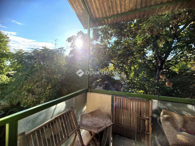 Eladó téglalakás, Budapesten, III. kerületben 97 M Ft, 3 szobás