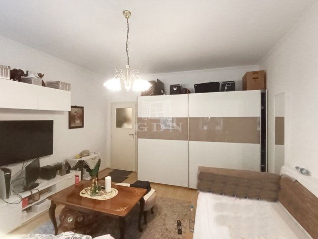Eladó téglalakás, Budapesten, X. kerületben, Csilla utcában