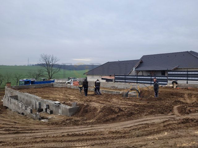 Eladó ikerház, Pécelen 98.9 M Ft, 4 szobás