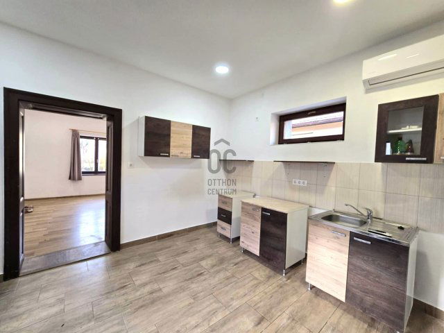 Eladó családi ház, Örkényen 59.9 M Ft, 3 szobás