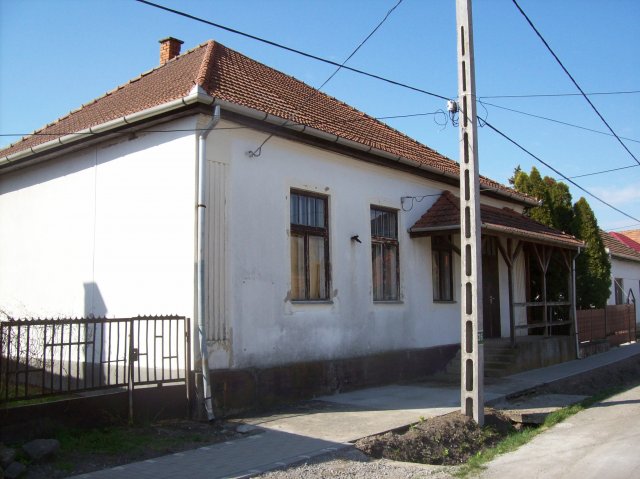 Eladó családi ház, Bodrogolasziban 24.9 M Ft, 3 szobás