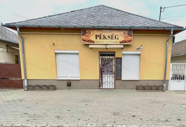 Eladó családi ház, Kunszentmártonban 36 M Ft, 1 szobás