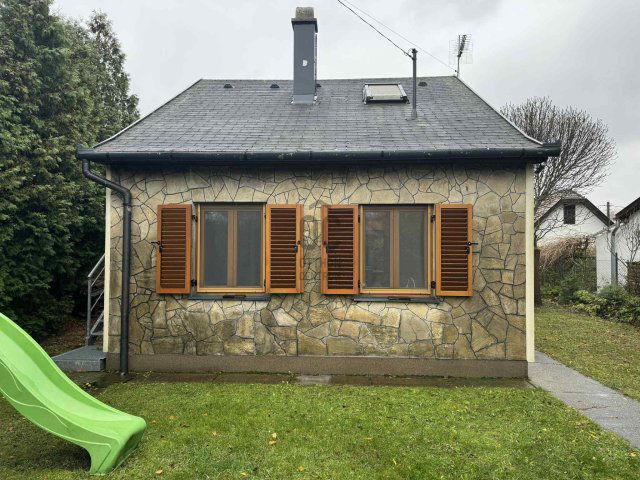 Eladó nyaraló, Balatonmáriafürdőn 82.9 M Ft, 7 szobás