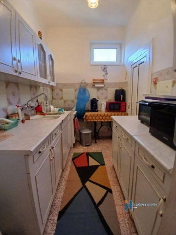 Eladó családi ház, Turán 53.9 M Ft, 2 szobás