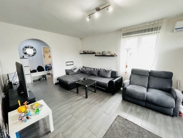 Eladó családi ház, Tápiószecsőn 59 M Ft, 3 szobás