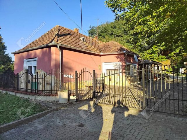 Eladó családi ház, Zalaszentmártonon 17.5 M Ft, 2 szobás