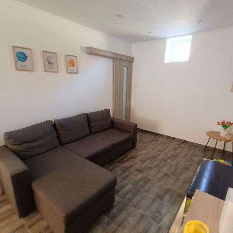 Eladó családi ház, Kemenesszentpéteren 23.9 M Ft, 3 szobás