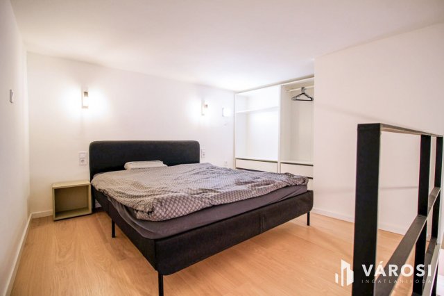 Kiadó téglalakás, albérlet, Budapesten, VI. kerületben